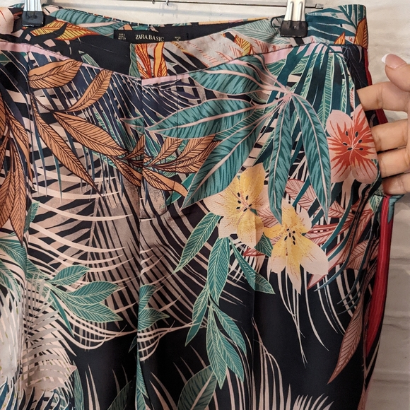 Zara Tropical Print Pants - Picture 6 of 9